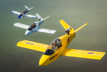 Bob Carlton leads the pack. SubSonex Formation