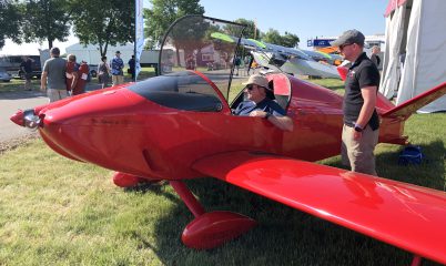 Many stopped-by the Sonex booth to try our aircraft on for-size. Highlights included a 6' 7" tall man who comfortably fit in the Onex!